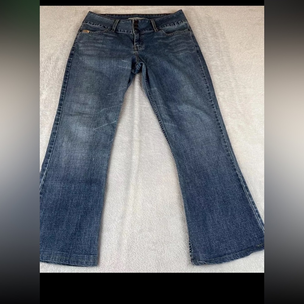 Levis Strauss womens light wash stretch 3 button denim bootcut jeans size 10